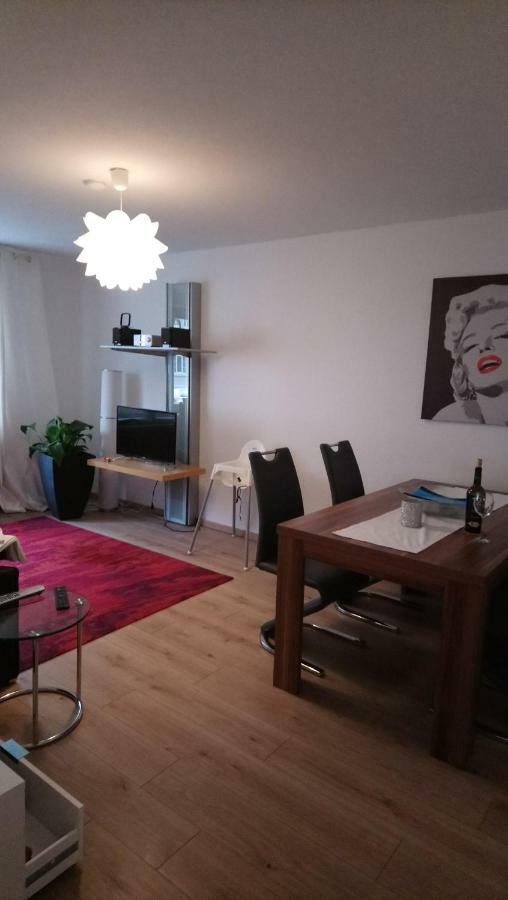 Ferienwohnung In Erfurt Mit Kleinem Balkon, 2 Schlafzimmer Exterior photo